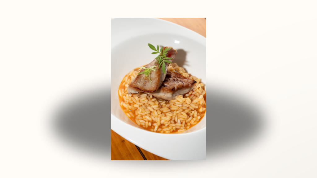 Creamy rice with tuna in “manteca colorá” and amontillado